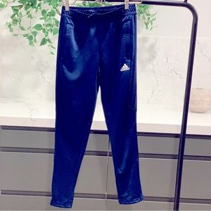 Clima cool Adidas youth Medium